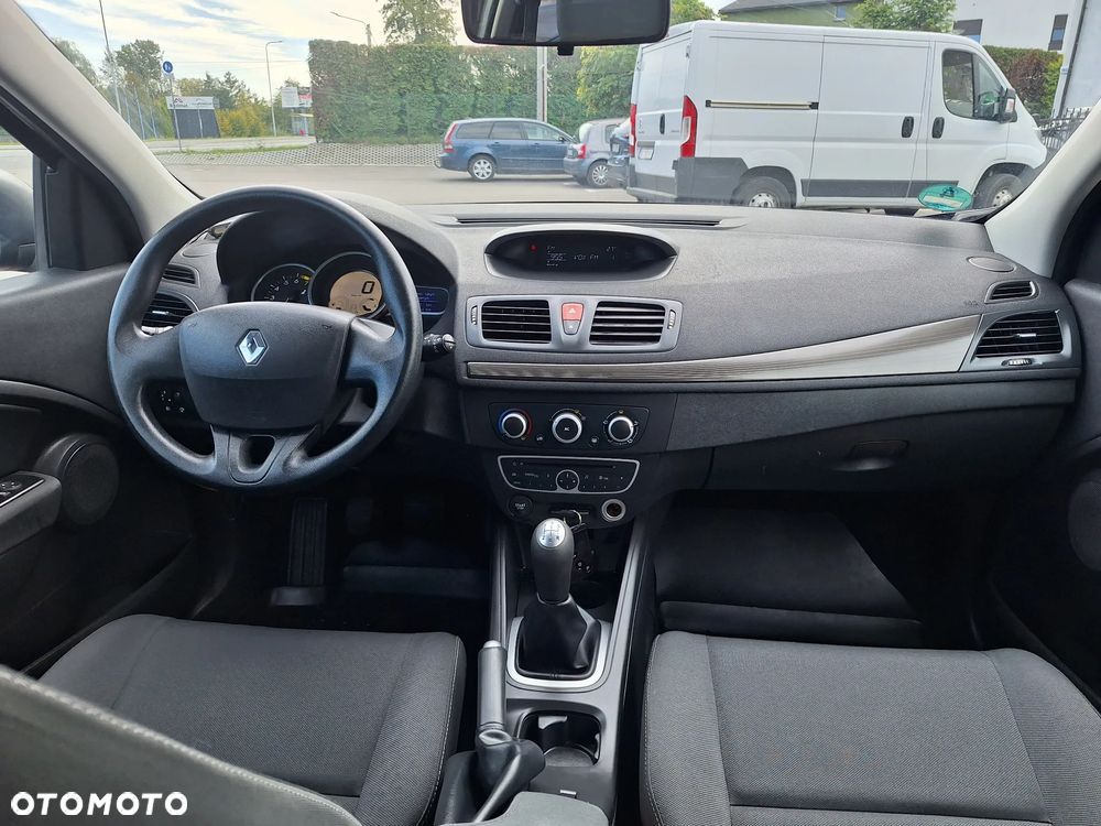 Renault Megane 1.6 16V 100 Expression - 15