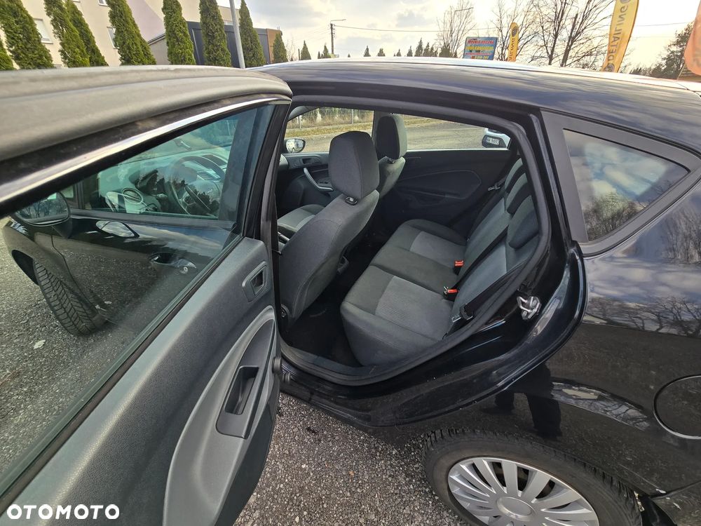 Ford Fiesta - 5