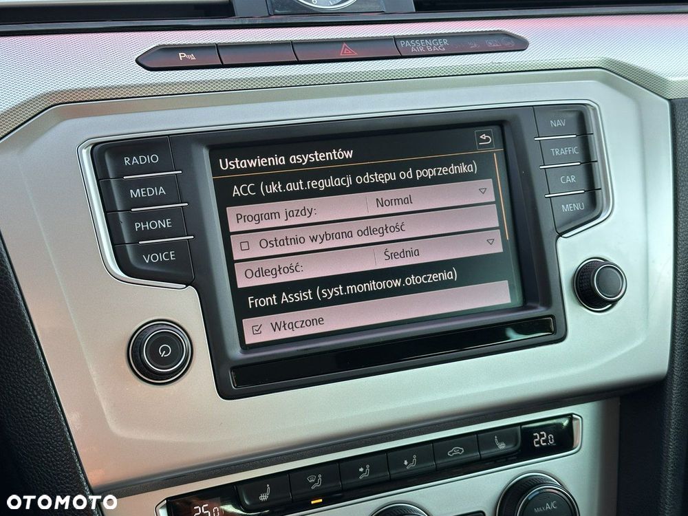 Volkswagen Passat Variant 2.0 TDI SCR Comfortline - 23