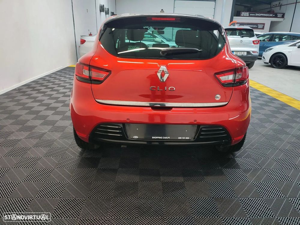 Renault Clio - 11
