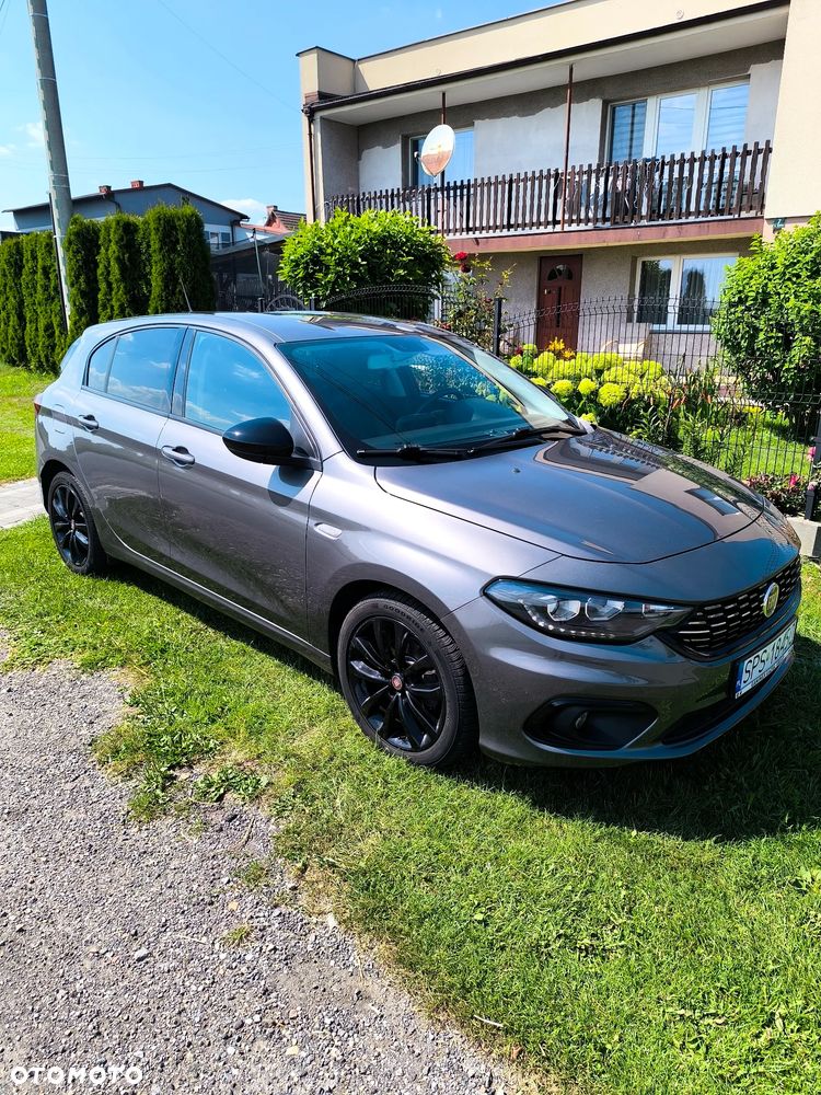 Fiat Tipo 1.4 T-Jet 16v S-Design - 1