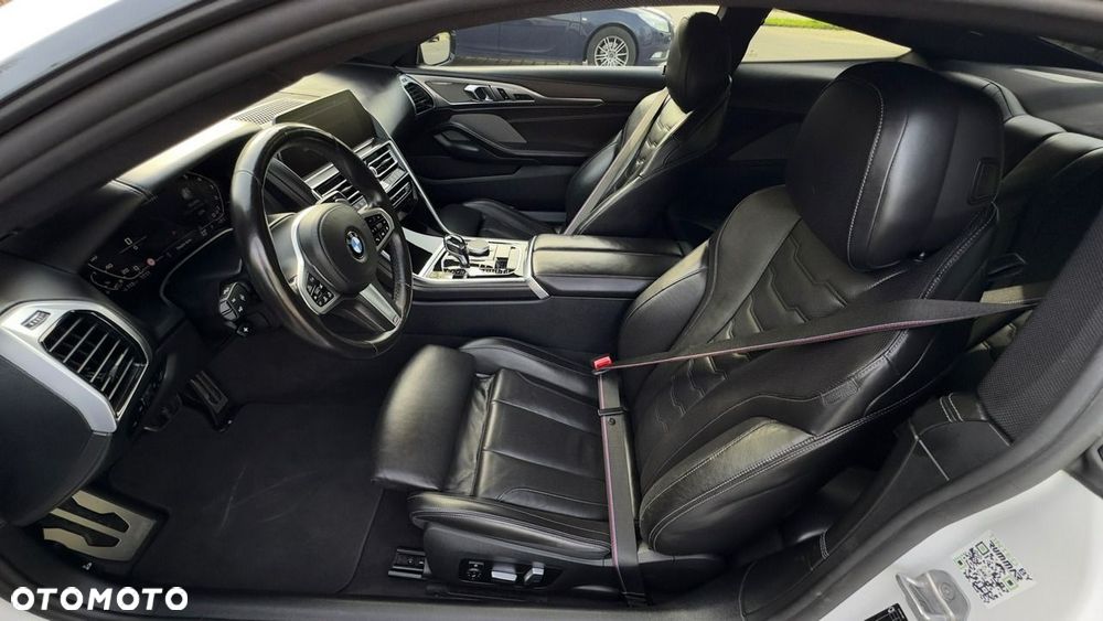 BMW Seria 8 - 10