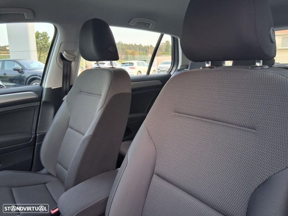 VW Golf 1.0 TSI GPS Edition - 17