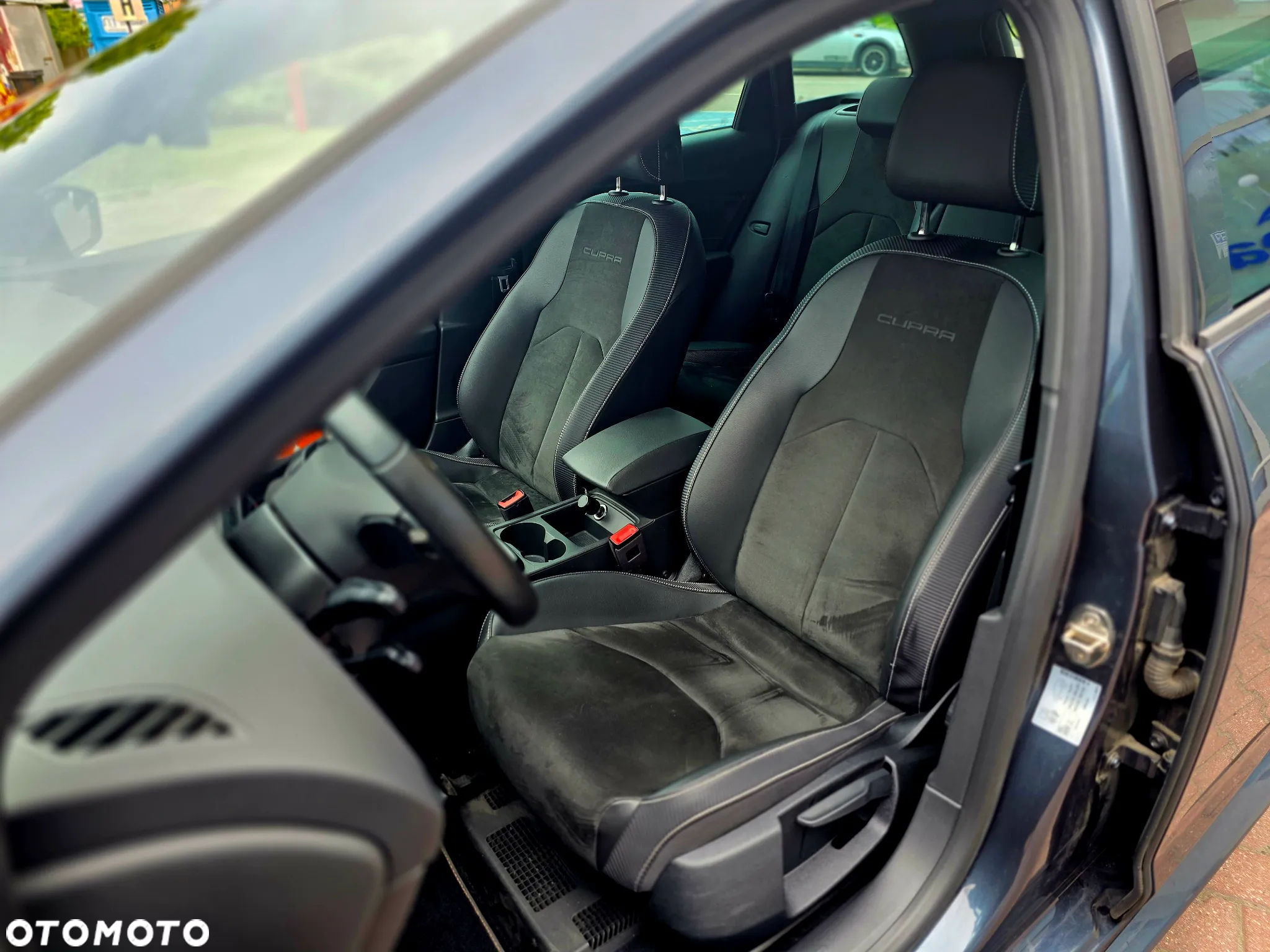 Seat Leon 2.0 TSI Cupra S&S DSG - 23