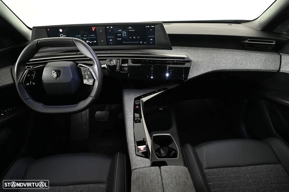 Peugeot 5008 1.2 Hybrid Allure Pack e-DCS6 - 4
