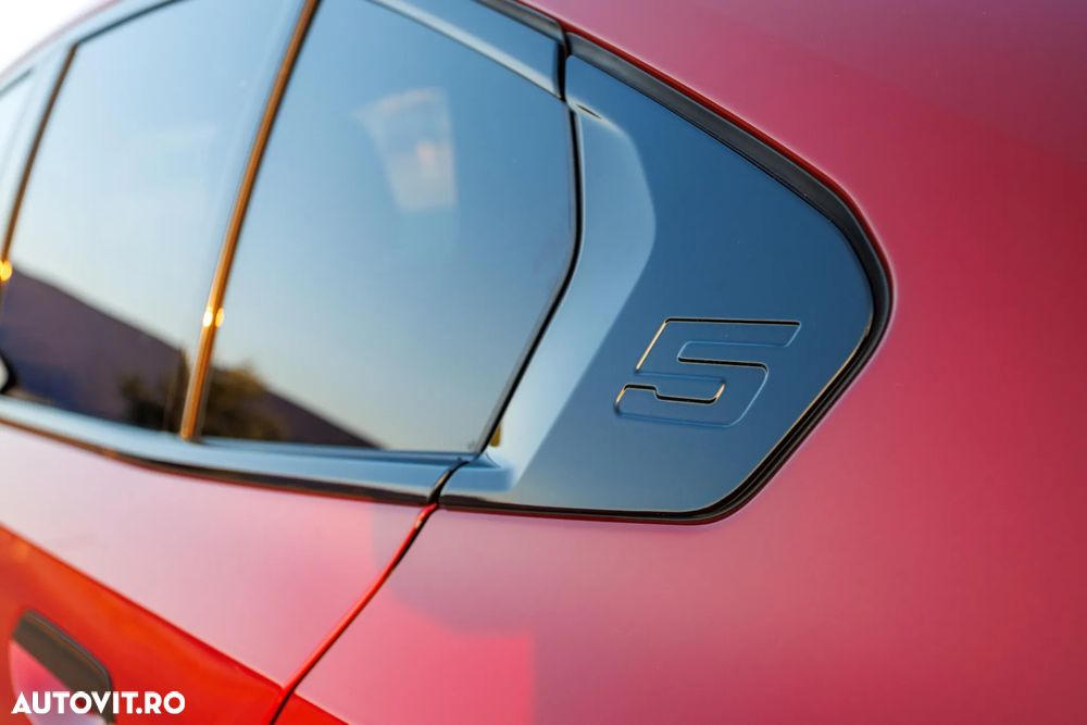BMW 5 Series 2023 — imagine 12