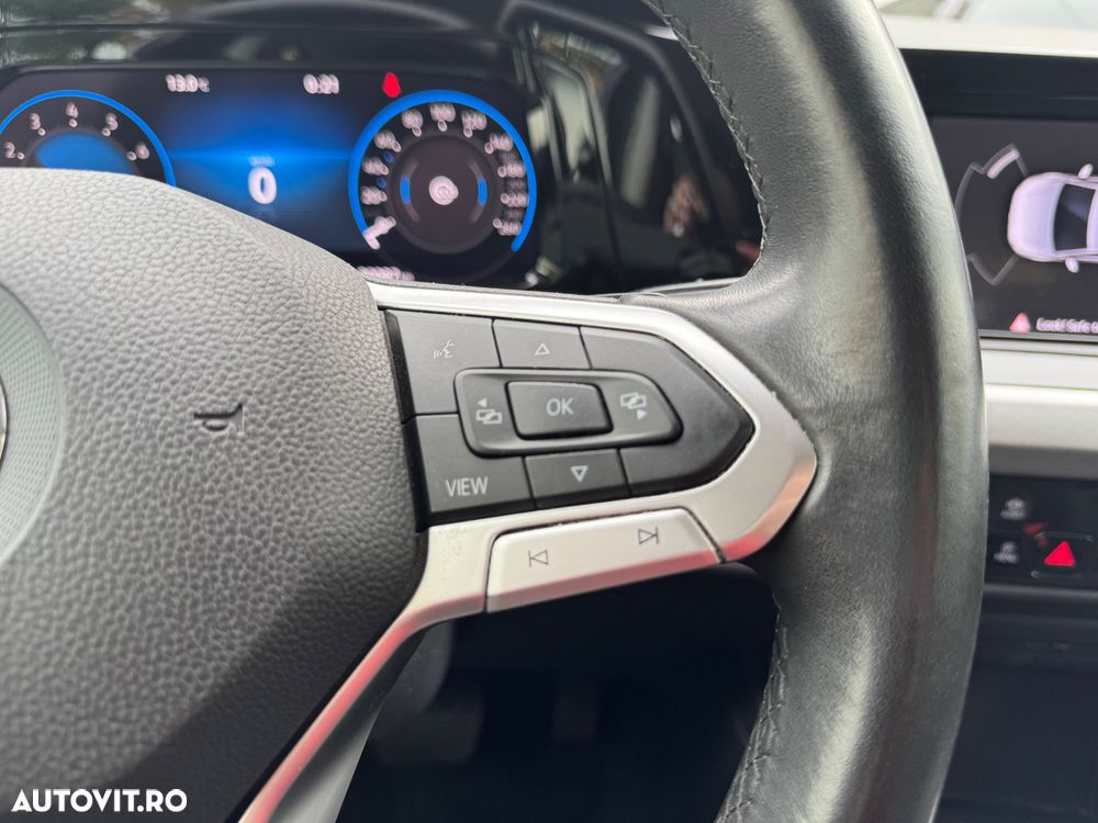 Volkswagen Golf - 11