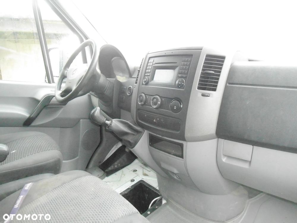 Mercedes-Benz Sprinter - 8