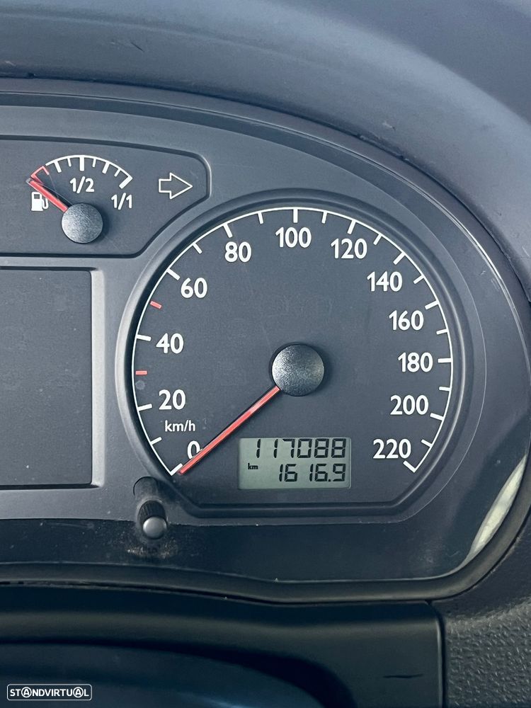 VW Polo 1.2 Confortline AC - 32