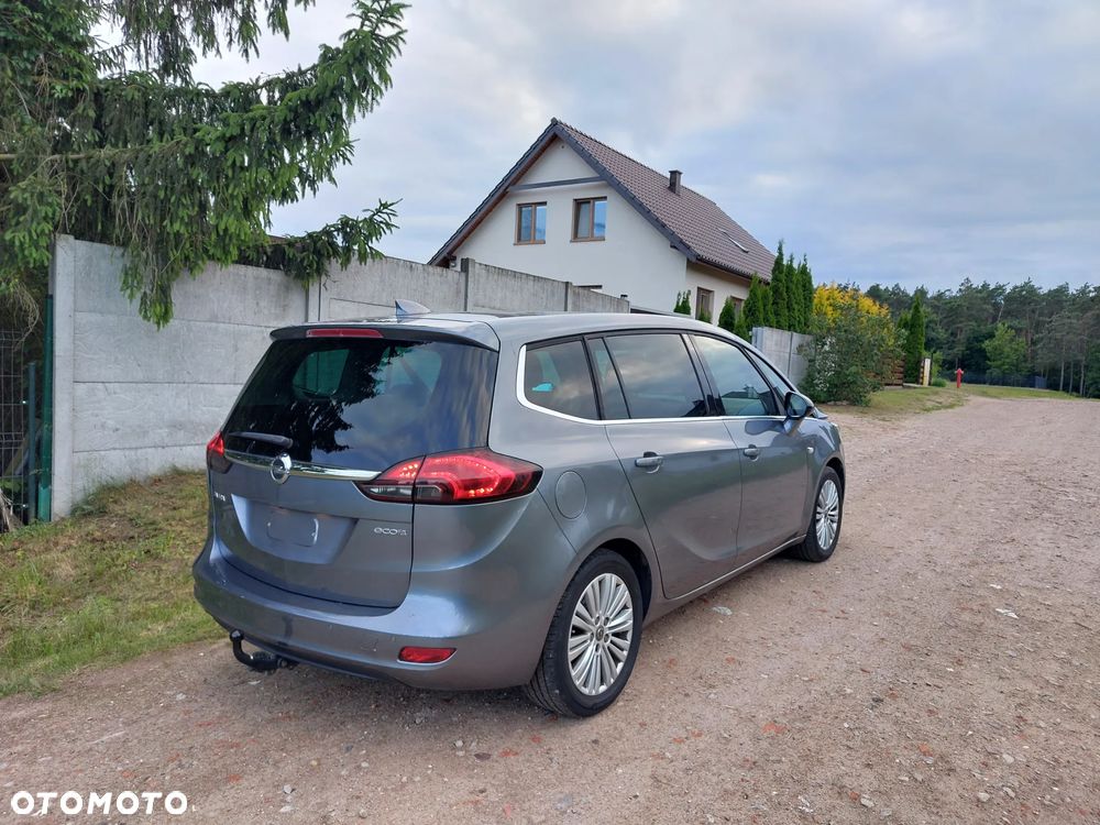 Opel Zafira - 1