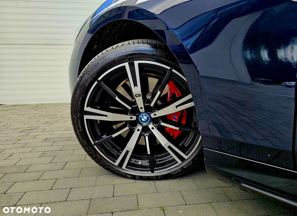 BMW i5 83.9kWh eDrive40 M Sport - 11