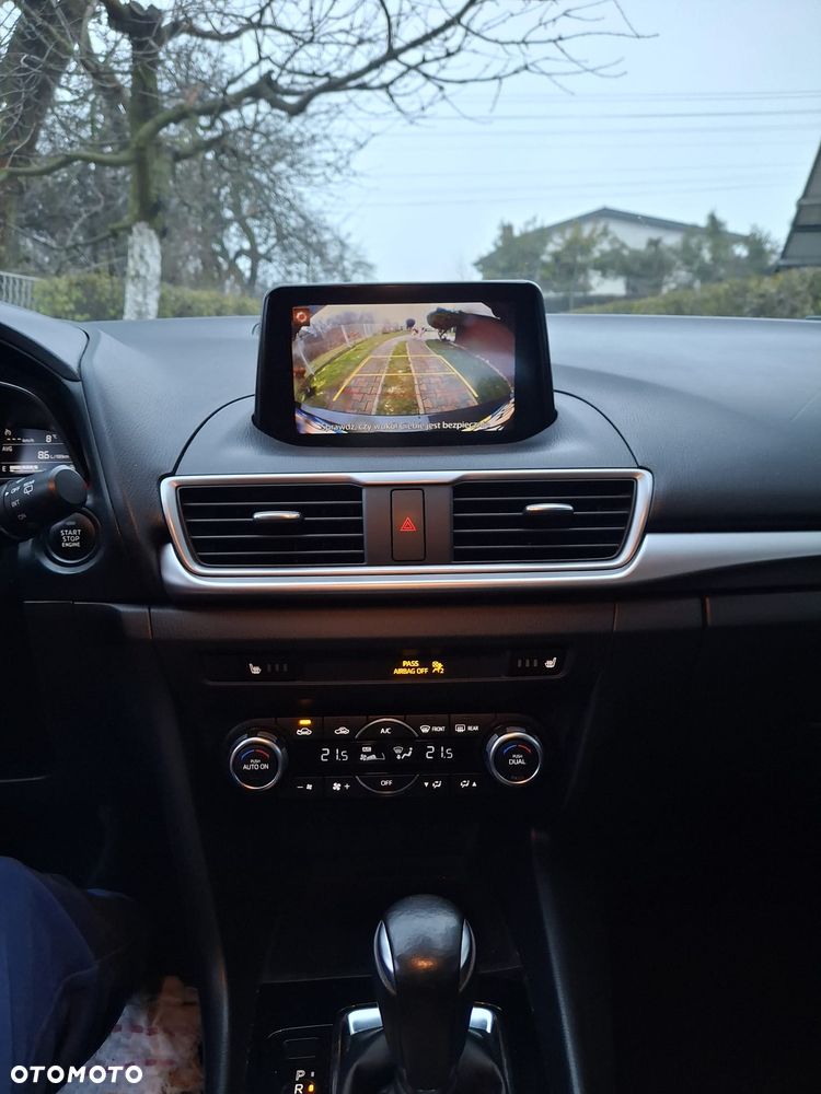 Mazda 3 - 5