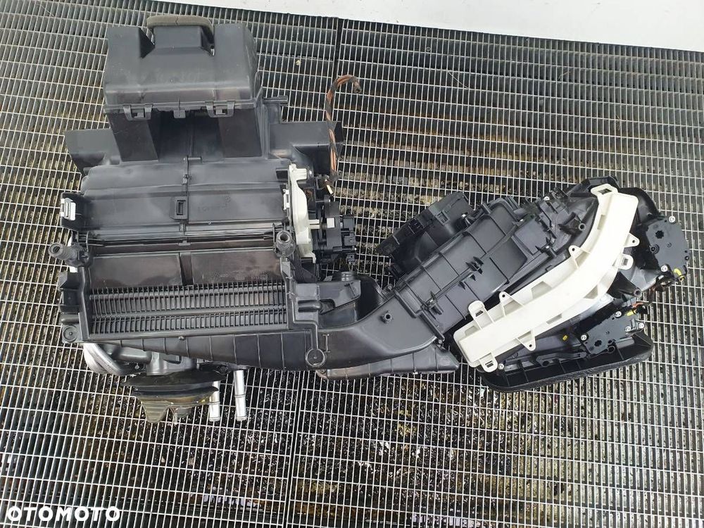NAGRZEWNICA DMUCHAWA NAWIEWU AUDI A4 B9 TDI EUROPA - 6