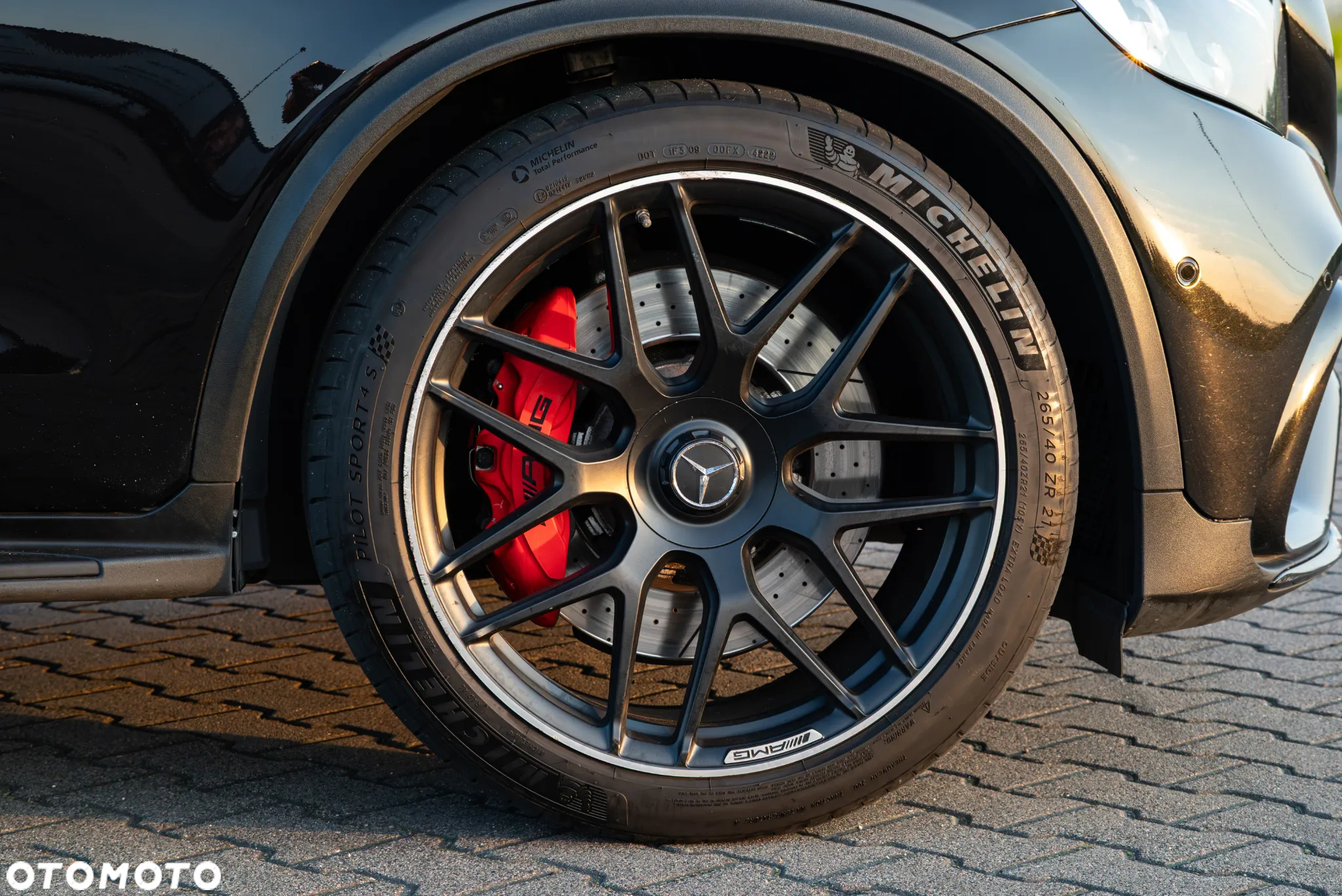 Mercedes-Benz GLC AMG Coupe 63 S 4-Matic+ - 12