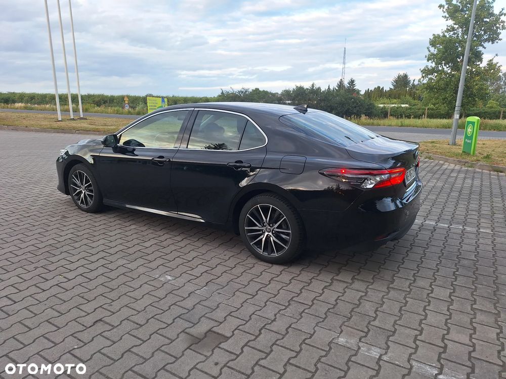 Toyota Camry 2.5 Hybrid Executive CVT - 8