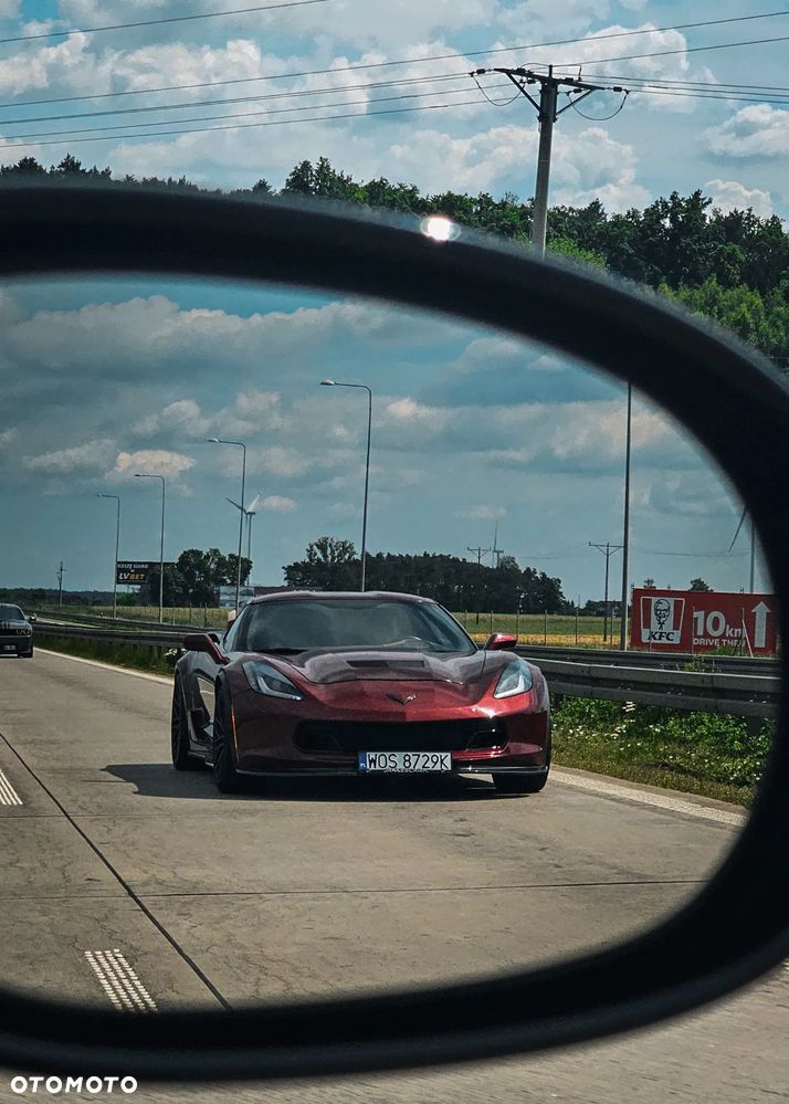 Chevrolet Corvette - 5
