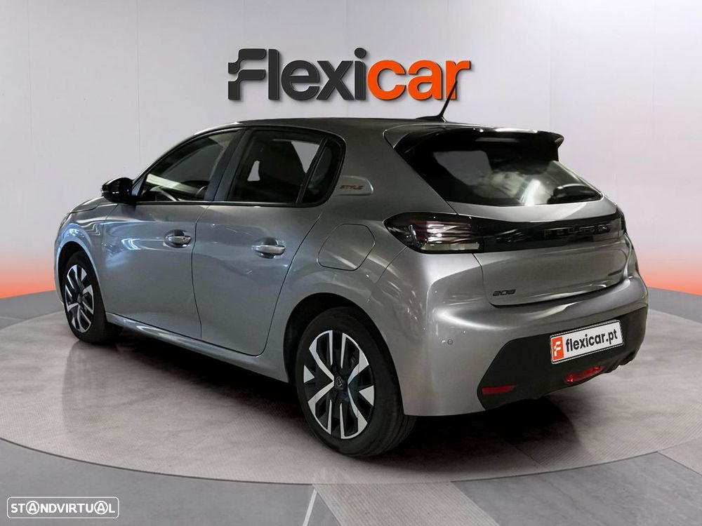 Peugeot 208 - 6