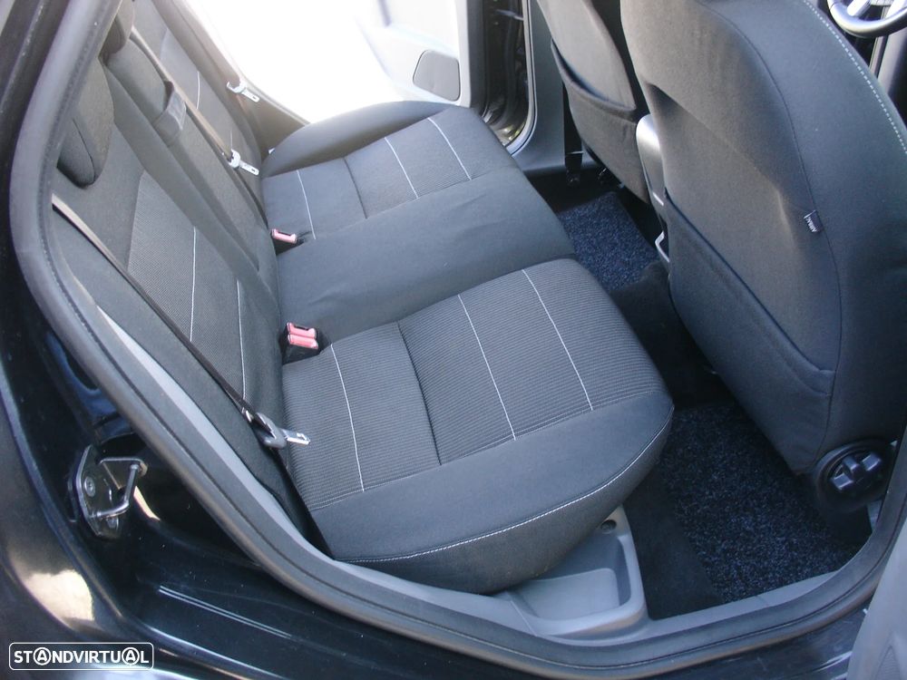 Ford Focus 1.6 TDCi Titanium - 14