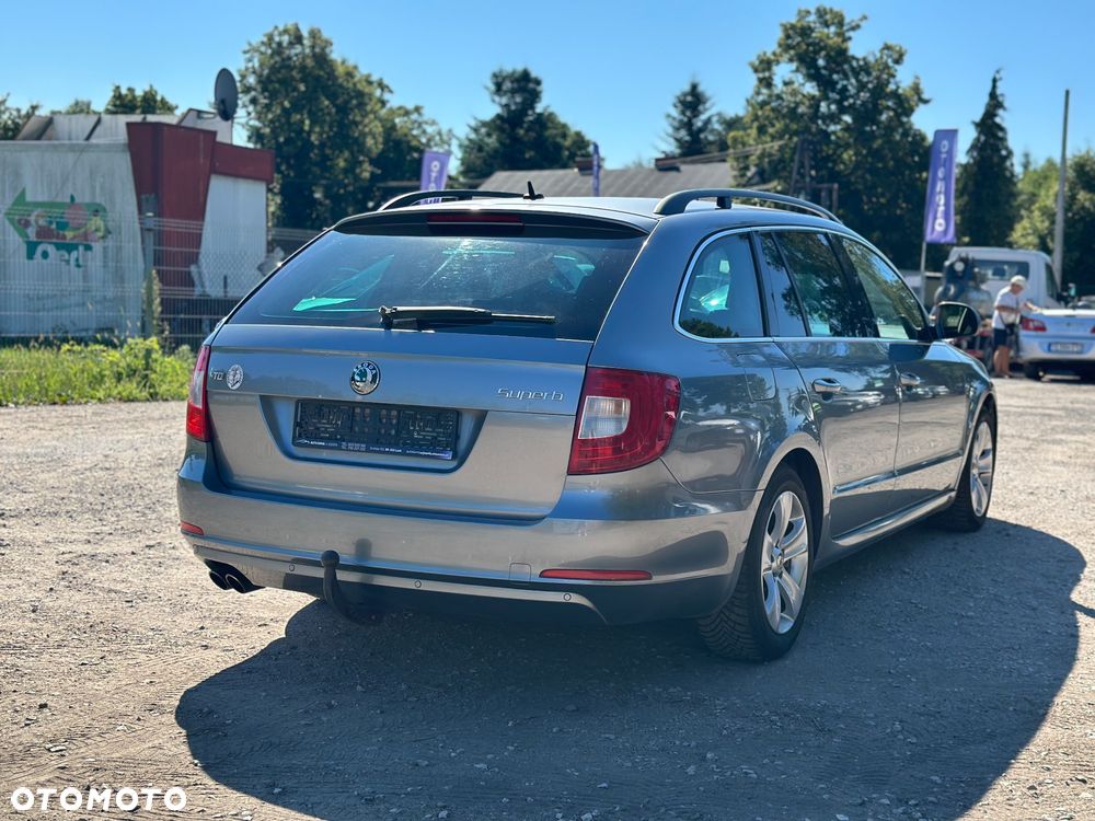 Skoda Superb 2.0 TDI Green tec Elegance - 8