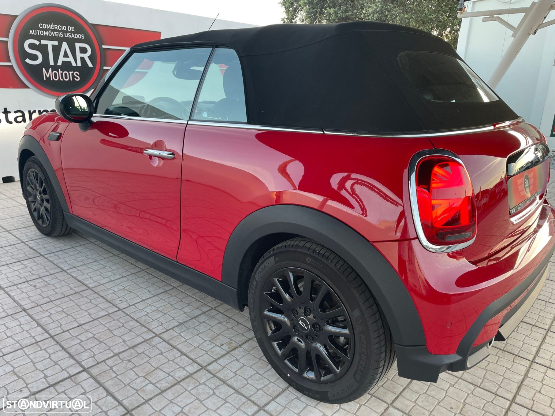 MINI Cabrio Cooper Auto - 37