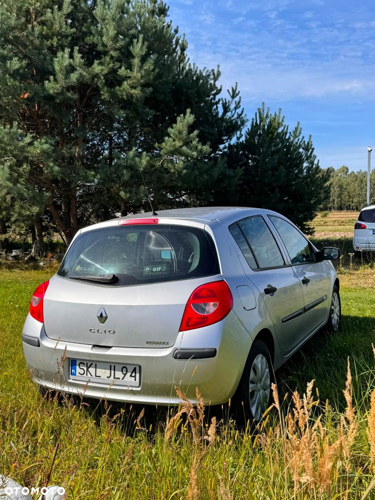 Renault Clio 1.2 16V Dynamique - 2