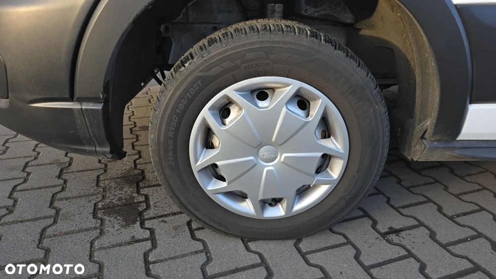 Ford Transit - 12