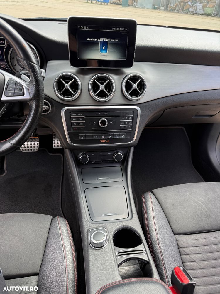 Mercedes-Benz CLA 180 - 16