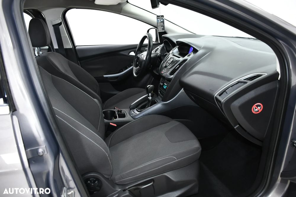 Ford Focus 1.6 TDCi DPF Start-Stopp-System Titanium - 12