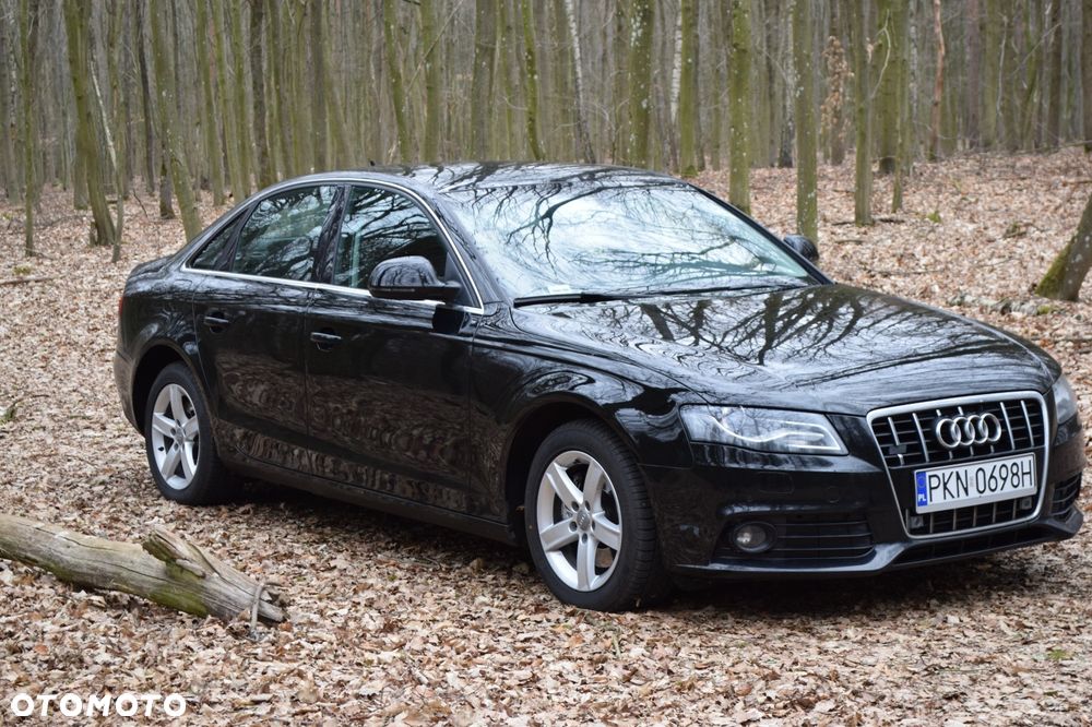 Audi A4 Limousine - 4