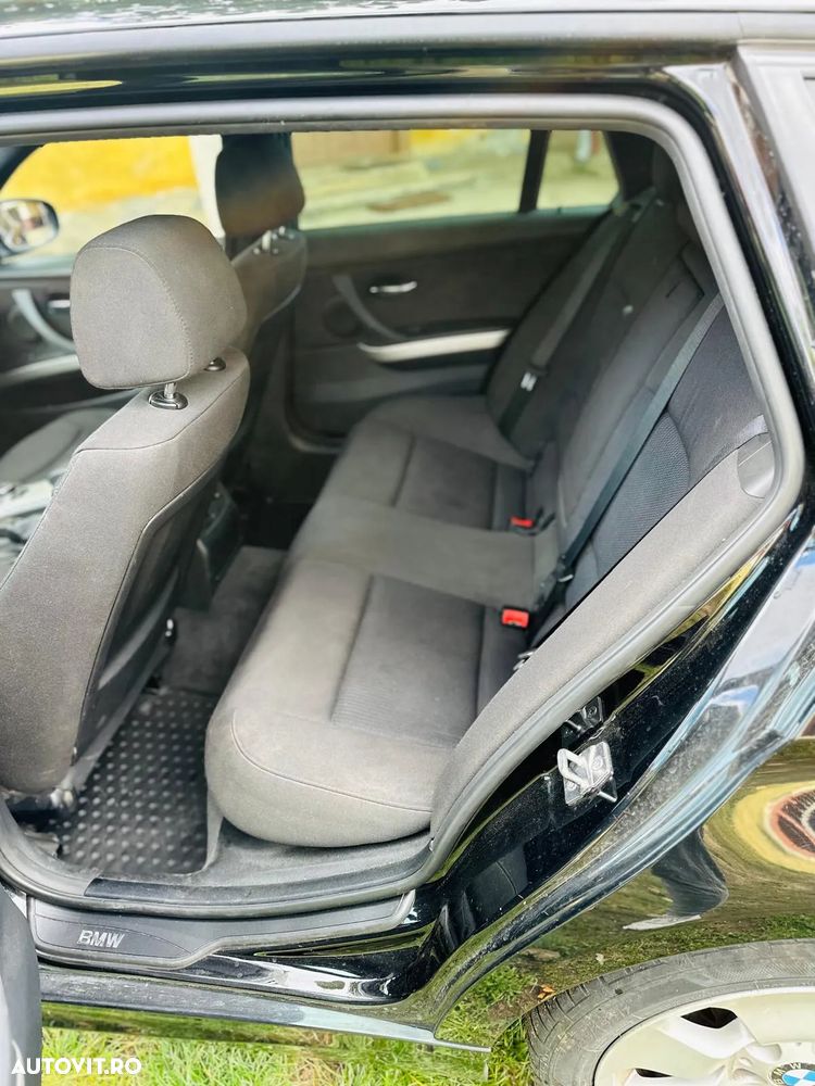 BMW Seria 3 320d DPF Aut. Edition Fleet Exclusive - 12