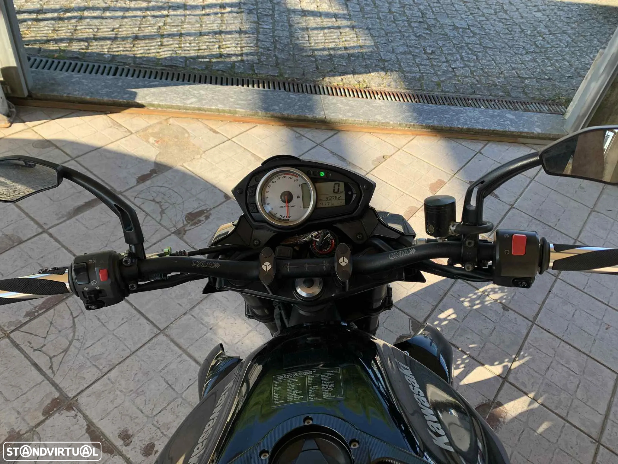 Kawasaki ZR - 6