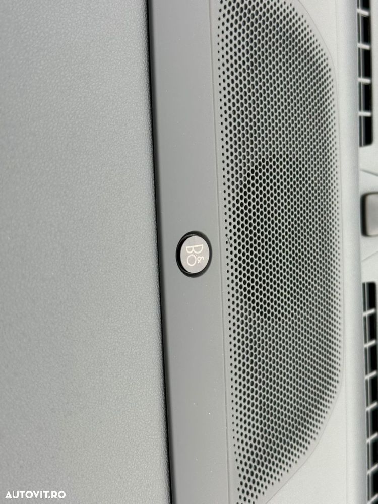 Ford Tourneo Custom - 27