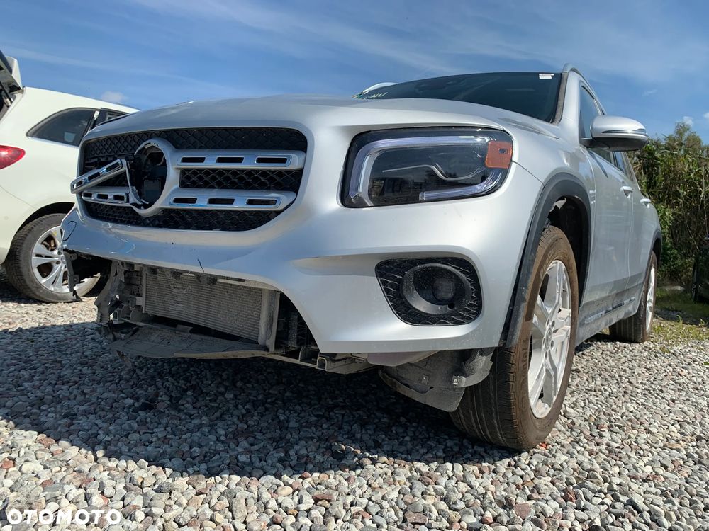 Mercedes-Benz GLB 250 4-Matic 8G-DCT - 8