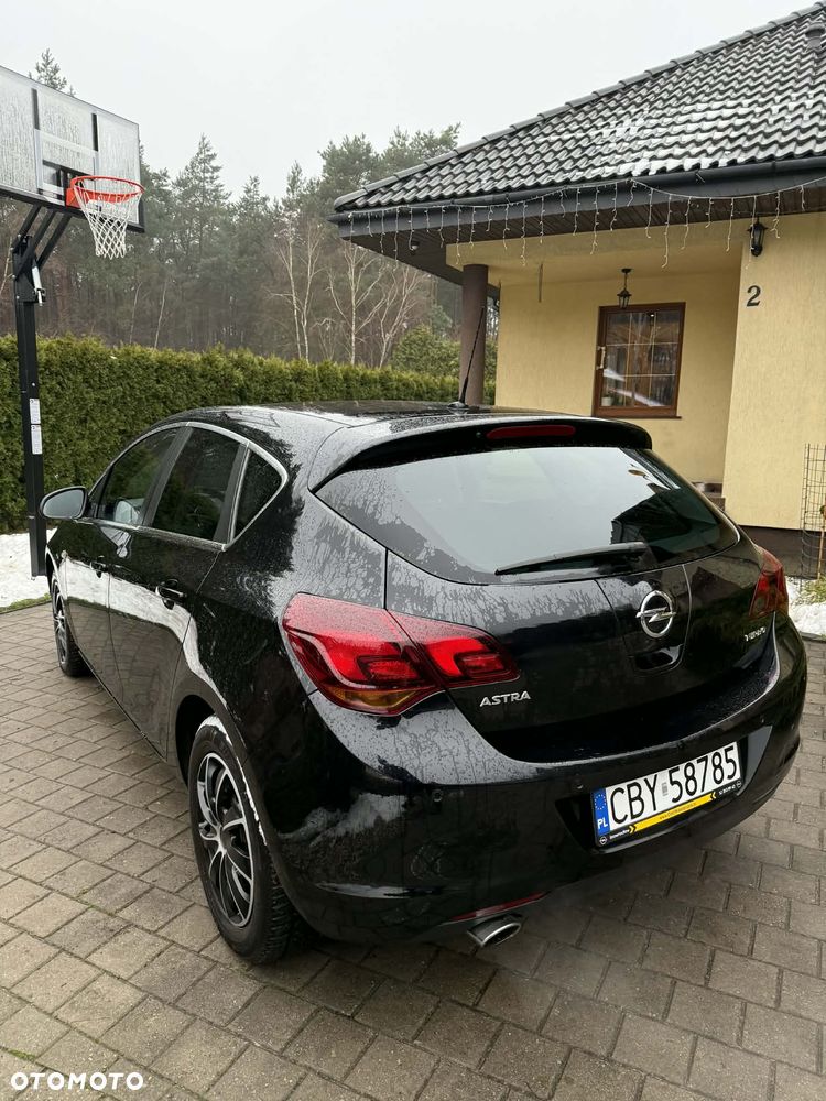 Opel Astra 1.4 T Cosmo - 2