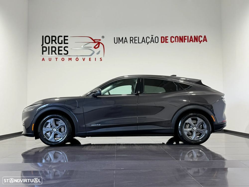 Ford Mustang Mach-E Standard - 4