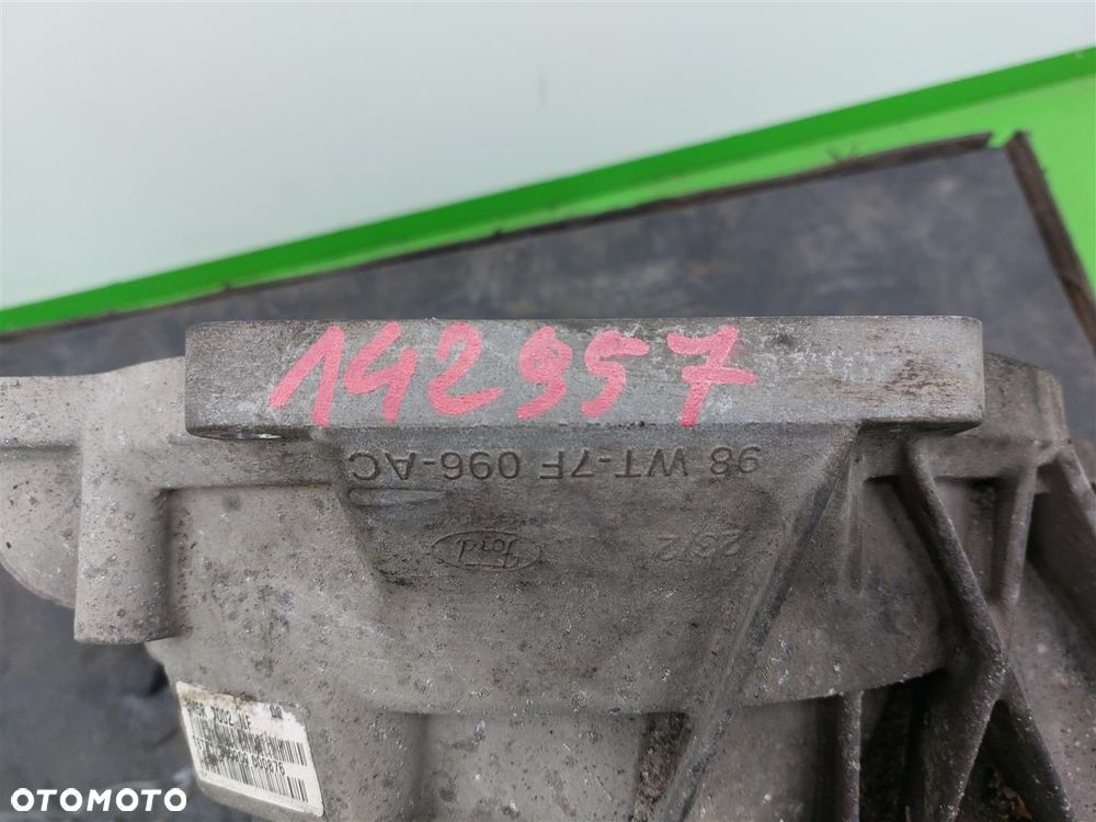 Skrzynia biegów Manualna Ford Focus MK2 2004-2007 1.6 16 100KM 3M5R-7002-NF - 4