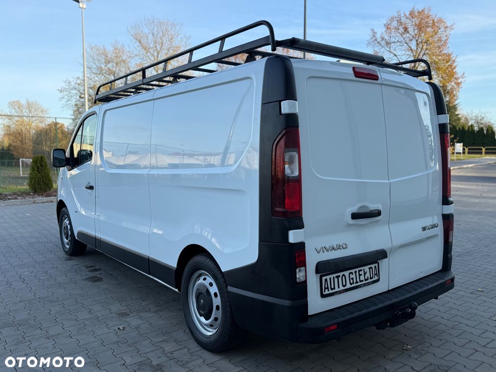 Opel Vivaro - 10