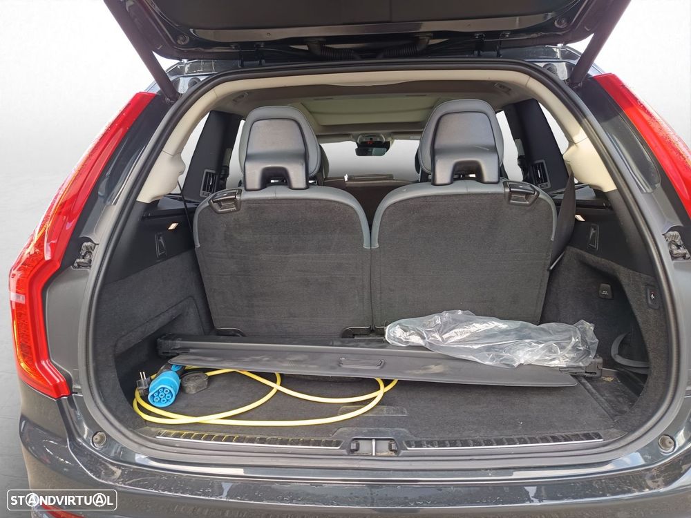 Volvo XC 90 2.0 T8 PHEV Momentum Plus AWD - 9