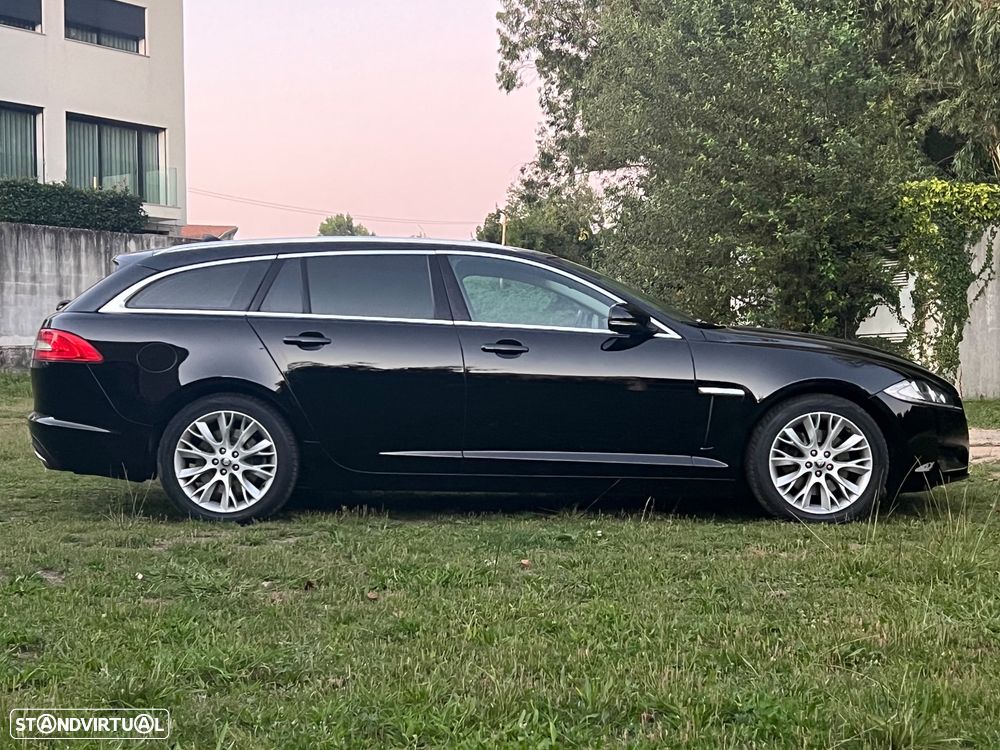 Jaguar XF Sportbrake 2.2 D Premium Luxury - 53