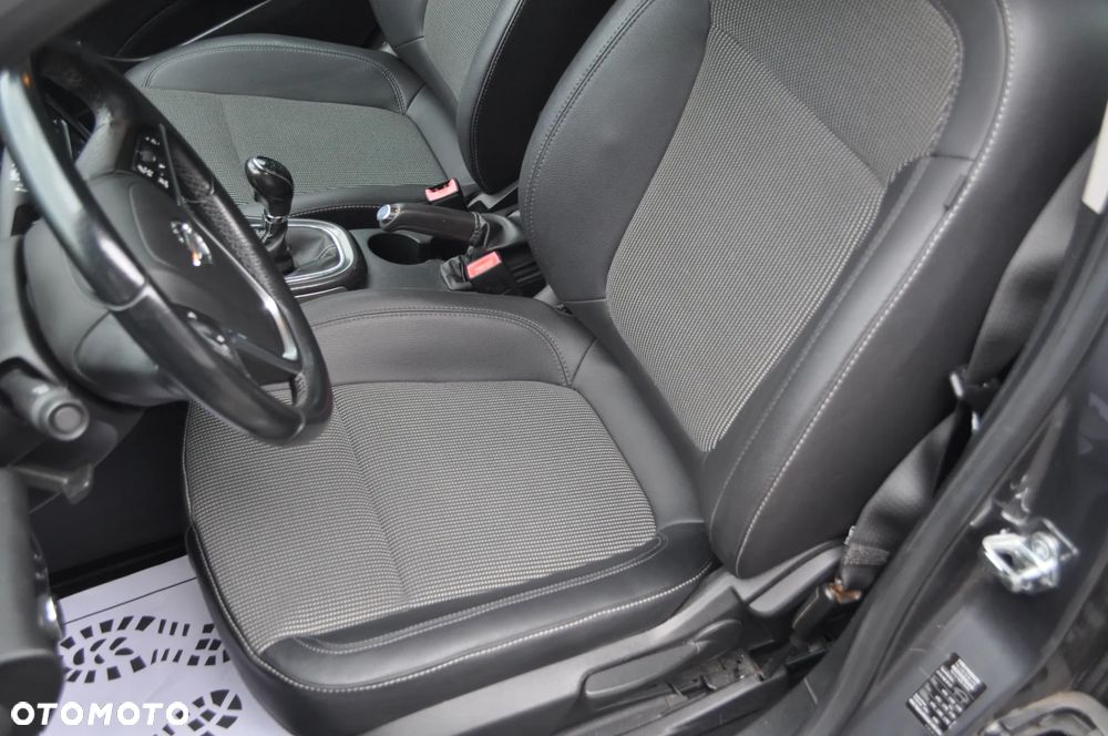 Opel Astra 1.4 Turbo Cosmo - 22