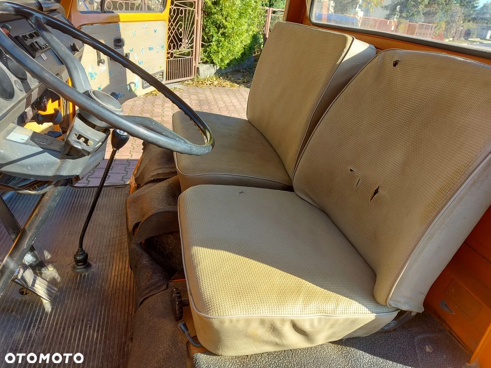 Volkswagen Transporter - 21