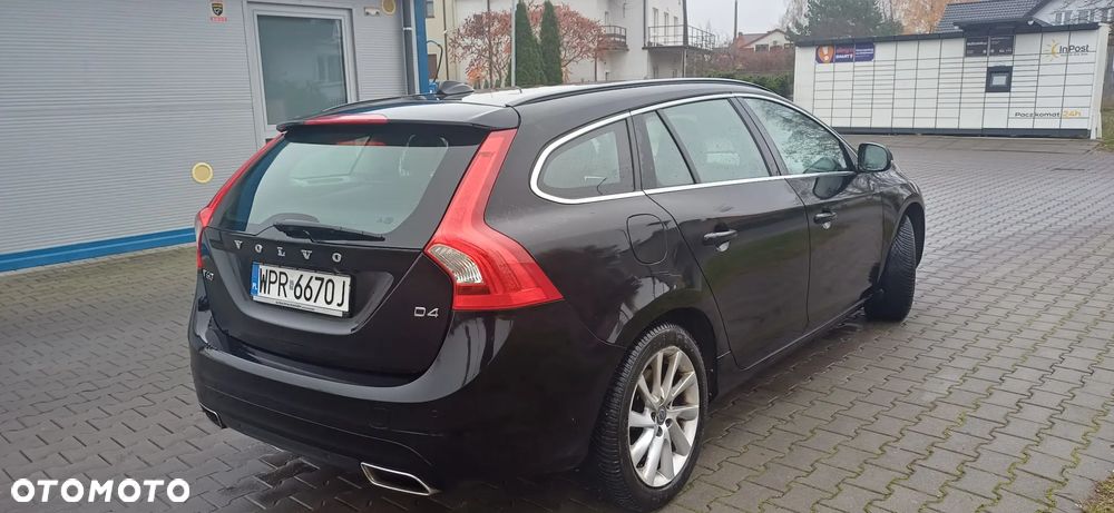 Volvo V60 D4 Summum - 23