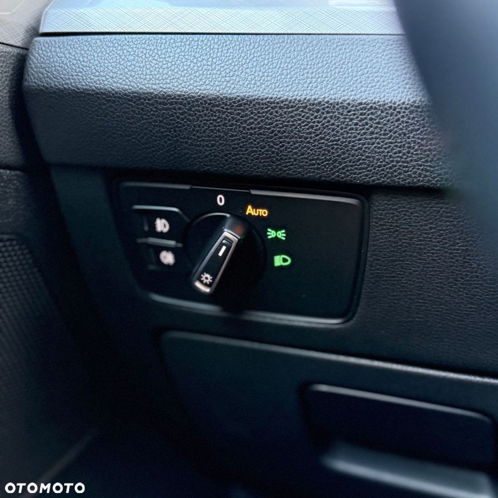Volkswagen Passat 2.0 TDI EVO Business DSG - 19