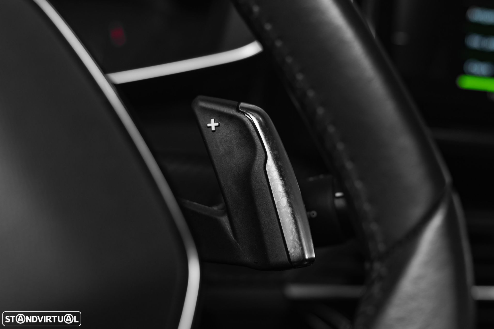 Peugeot 2008 1.2 PureTech Allure EAT8 - 12