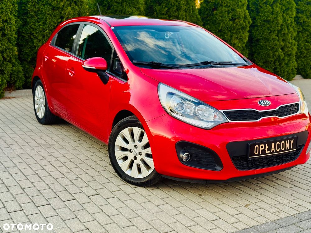Kia Rio - 12