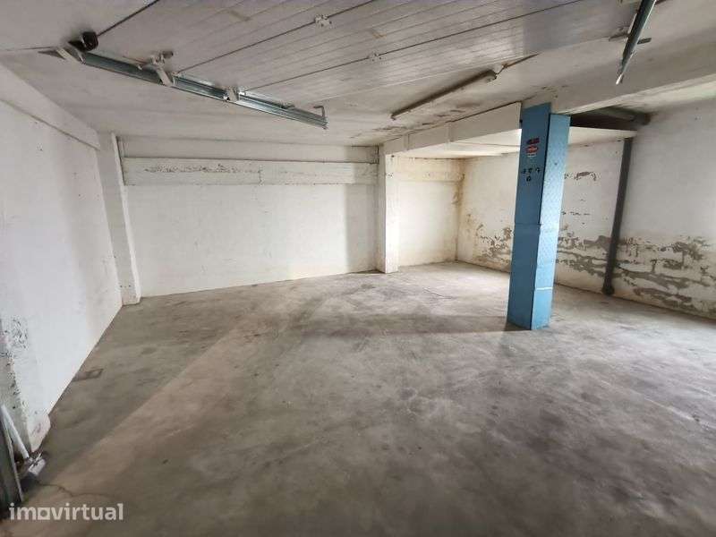 Alugo garagem em Bairro - Grande imagem: 3/6