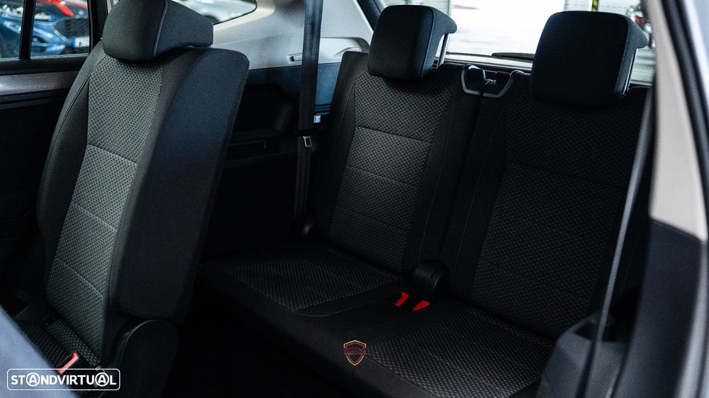 VW Tiguan Allspace 2.0 TDI Confortline DSG - 37