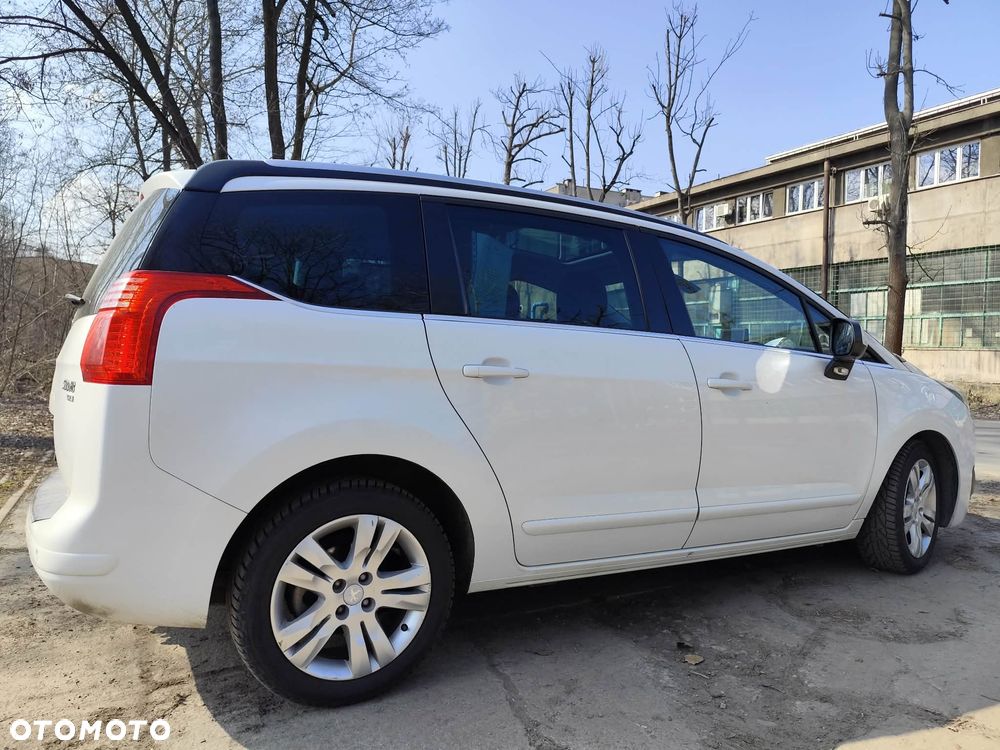 Peugeot 5008 e-HDI 115 ETG6 Stop&Start Active - 12