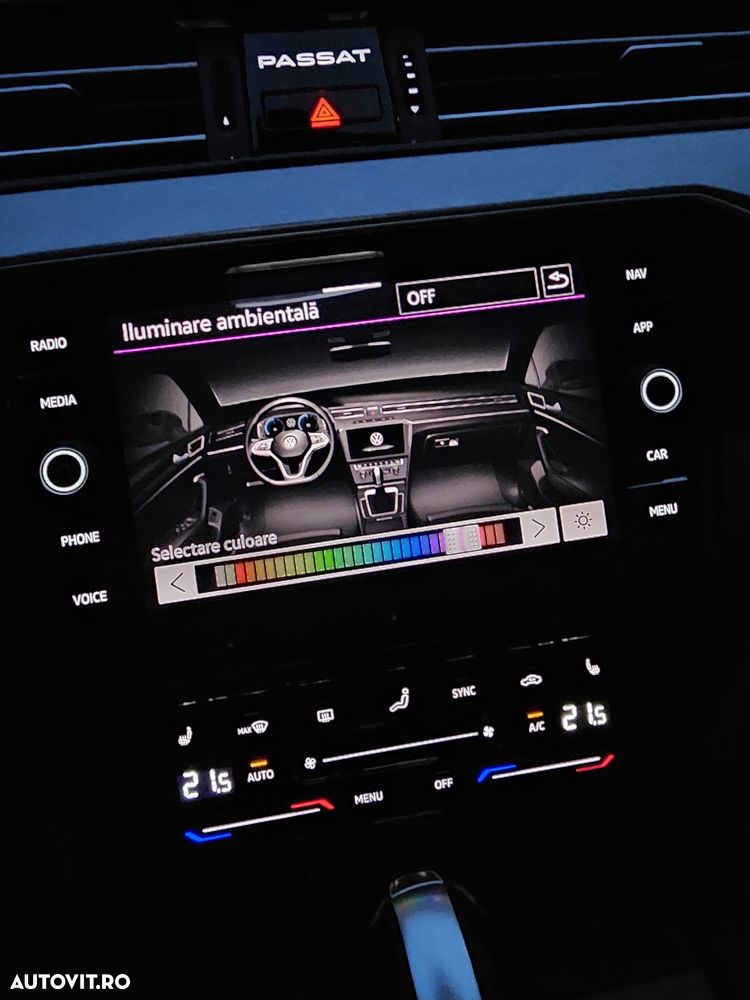 Volkswagen Passat 2.0 TDI DSG Comfortline - 9