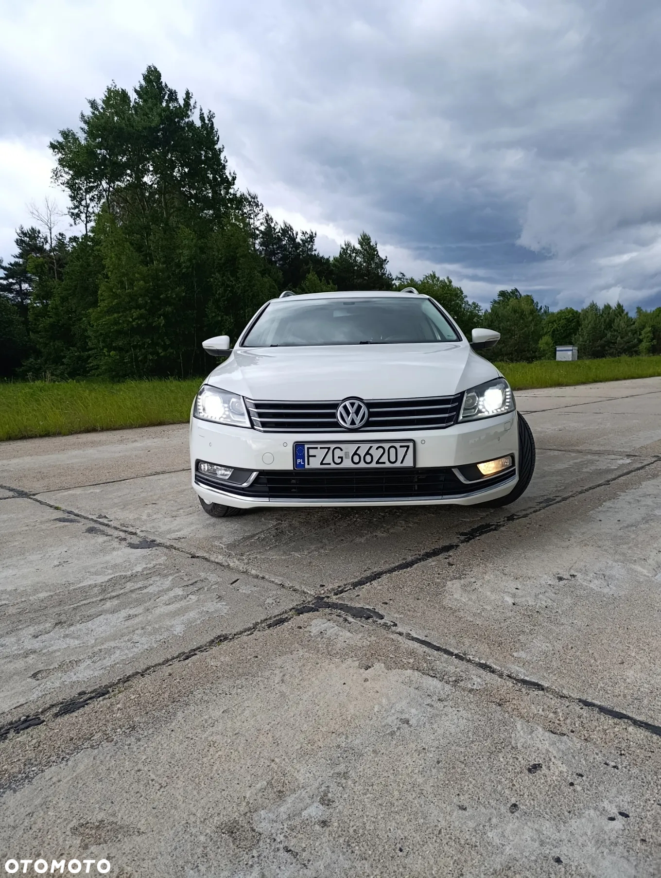 Volkswagen Passat 2.0 TDI 4Mot Highline DSG - 19